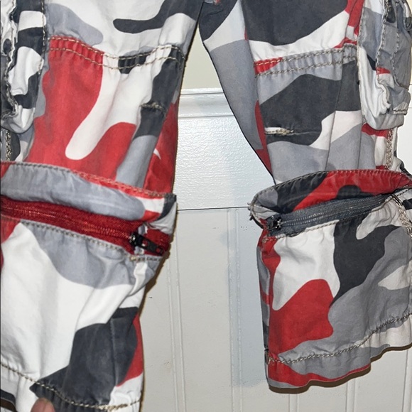 Mini Boden Camo Cargo 2 in 1 Shorts /Pants size 2T - Picture 4 of 5